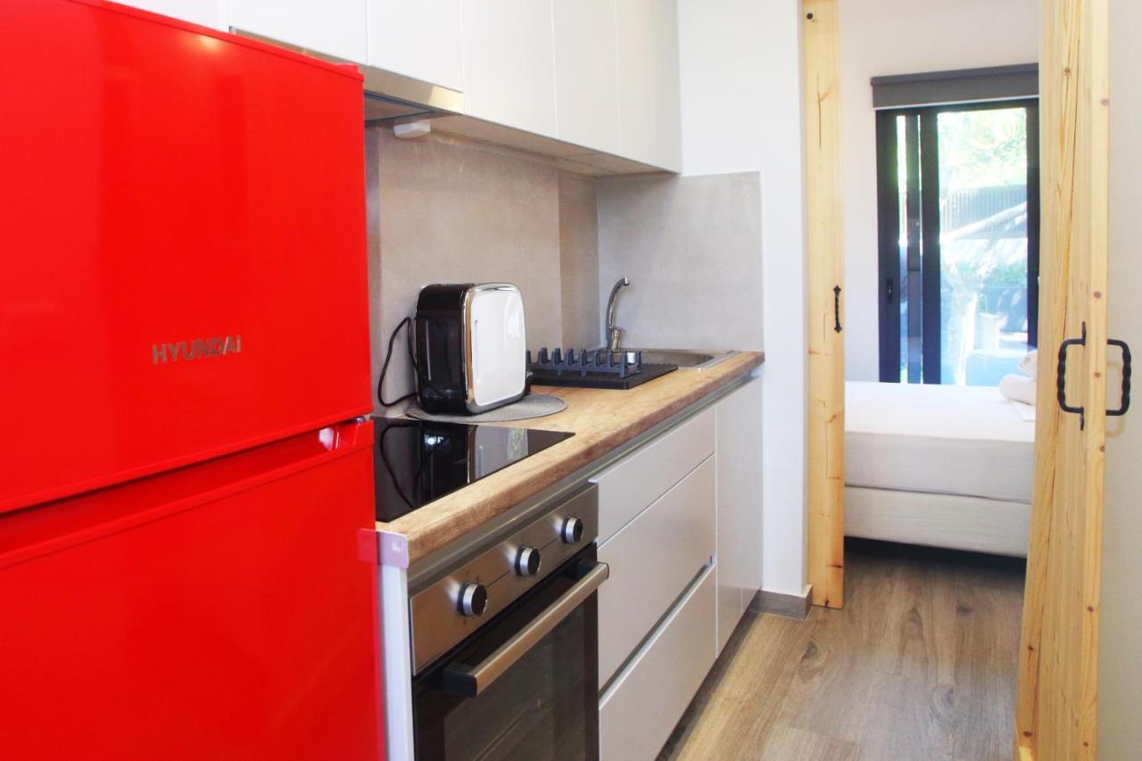 Intown Suite Lefkada City ภายนอก รูปภาพ